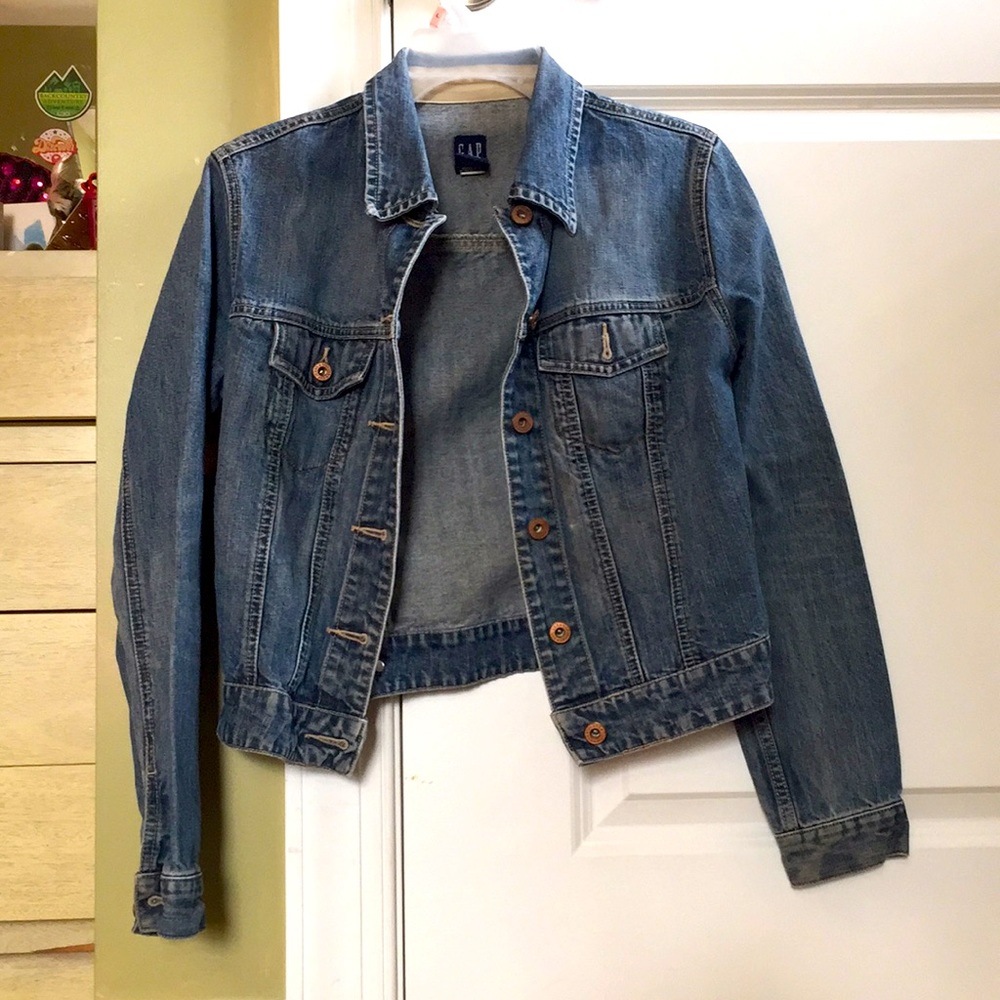 Women’s denim jean jacket